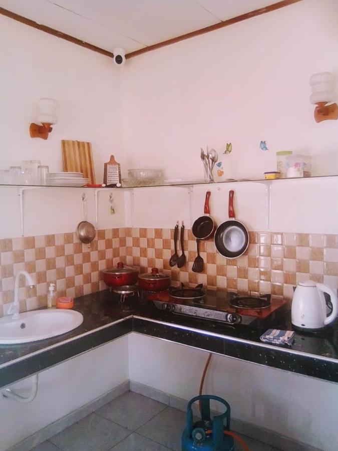 Simple Place Мірісса Екстер'єр фото